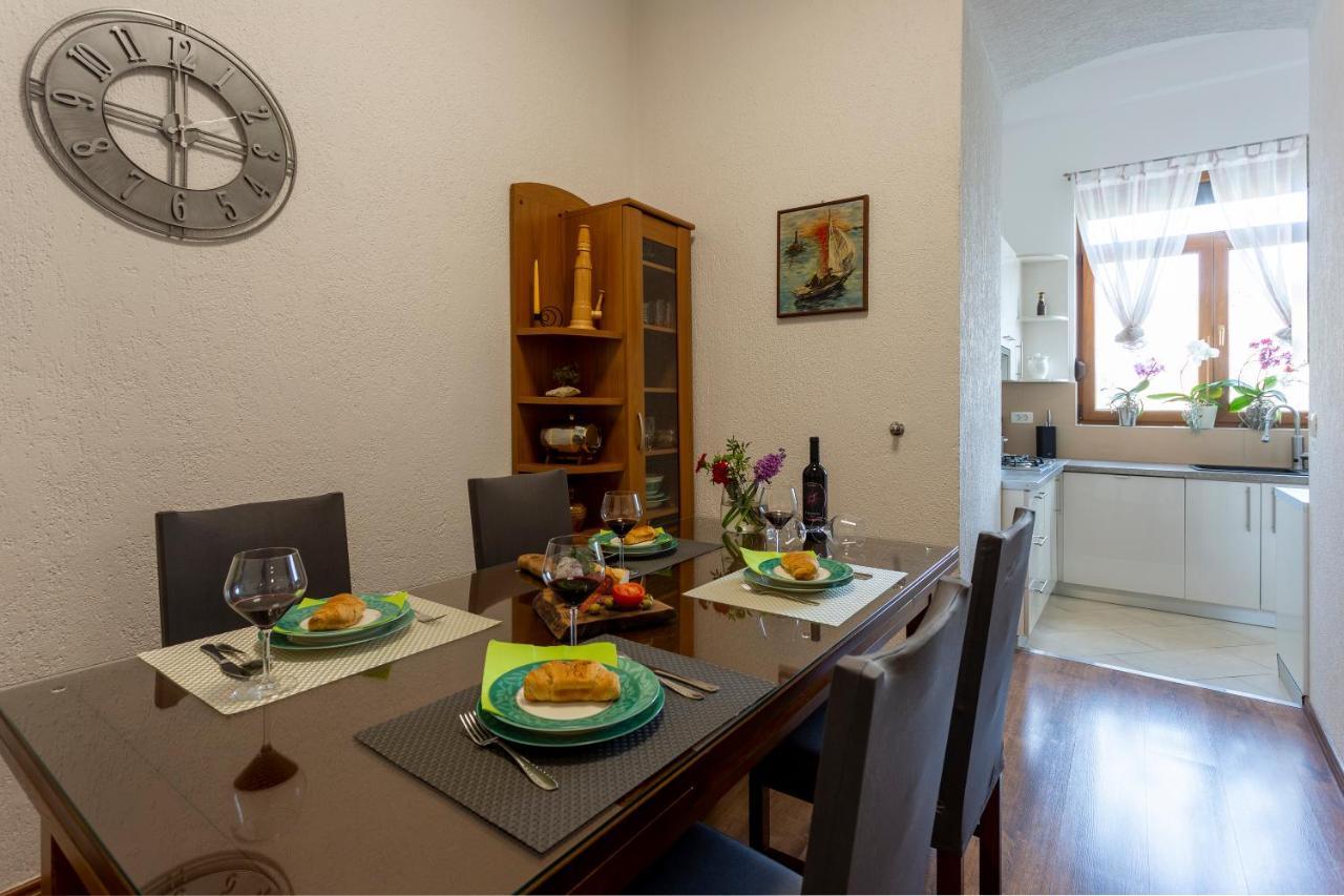 Apartman Lema Pula Exterior photo